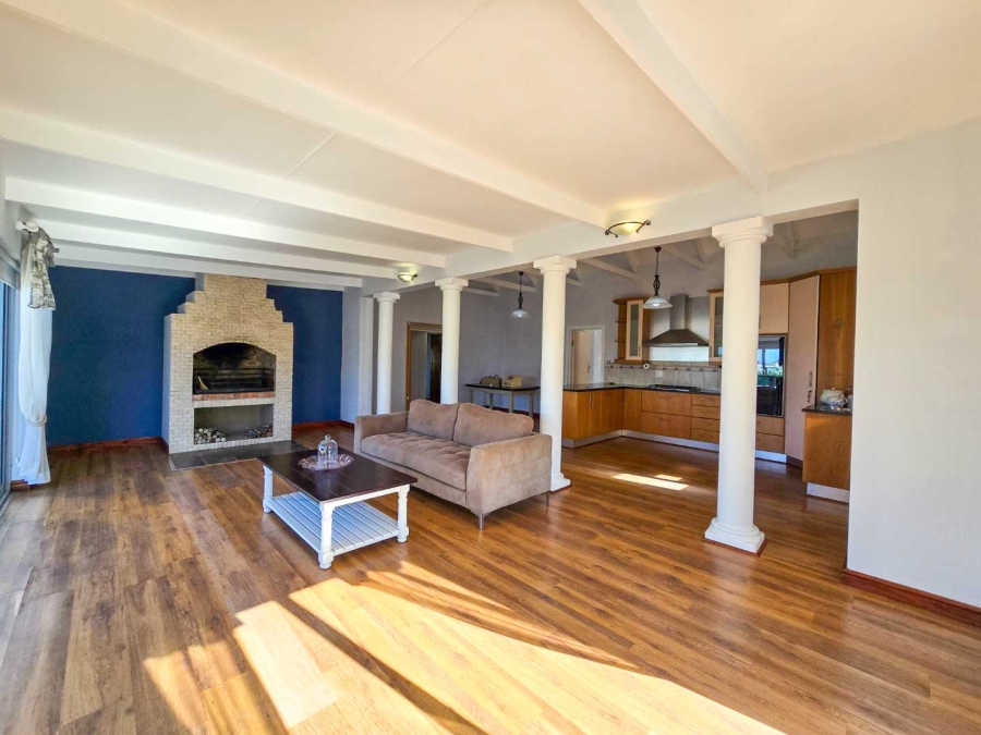 3 Bedroom Property for Sale in Stilbaai Wes Western Cape